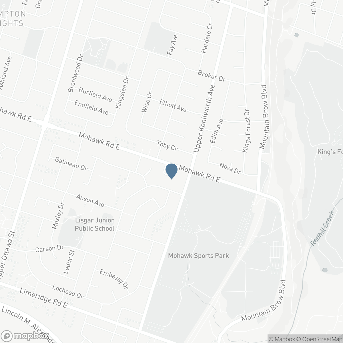 39 ALGONQUIN Court, Hamilton, Ontario L8T 4T2